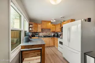 285 Bartlett St, Reno, NV 89512 - Photo 8