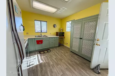 845 G Street, Hawthorne, NV 89415 - Photo 1