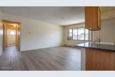800 Jamaica Avenue #APT 4, Reno, NV 89502 - Photo 10