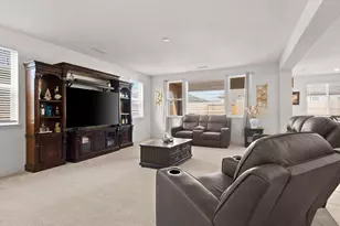 1906 Boundary Peak St, Carson City, NV 89701 - Photo 8