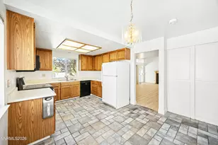 7554 Whimbleton Way, Reno, NV 89511 - Photo 10