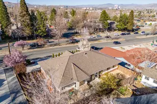 474 W Plumb Ln, Reno, NV 89509 - Photo 32