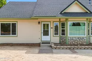 260 Virgil Dr, Sparks, NV 89441 - Photo 4