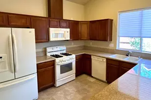 5718 Pumpkin Ridge Dr, Sparks, NV 89436 - Photo 2