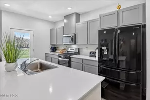 7397 Mountain Top Dr, Reno, NV 89506 - Photo 6