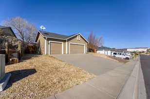888 Vista Park Dr, Indian Hills, NV 89705 - Photo 4
