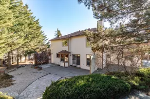 535 Cliff View Dr, Reno, NV 89523 - Photo 46