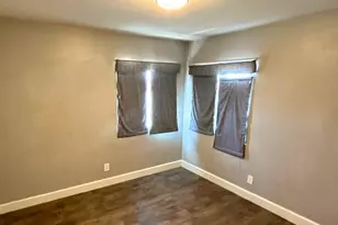 835 20th St, Sparks, NV 89431 - Photo 8