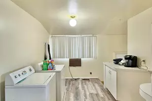 68 W 5th St, Battle Mountain, NV 89820 - Photo 8