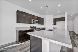 645 E Patrician Dr, Reno, NV 89506 - Photo 24