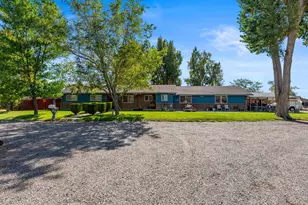 965 Westerlund Ln, Fernley, NV 89408 - Photo 6