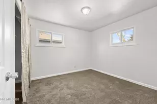 14 E Greenbrae Dr, Sparks, NV 89431 - Photo 14