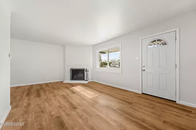 14 E Greenbrae Drive, Sparks, NV 89431 - Photo 4
