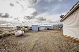 10160 Manassas Dr, Reno, NV 89508 - Photo 32