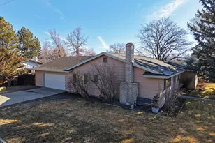 1611 Wildrose Dr, Minden, NV 89423 - Photo 2