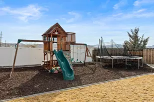 587 Spur Wy, Fernley, NV 89408 - Photo 38