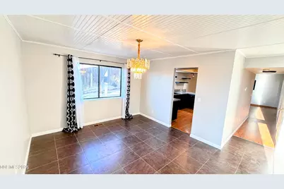 1381 Laser Court, Sparks, NV 89436 - Photo 4