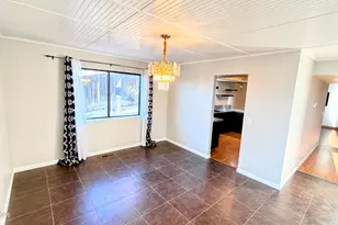 1381 Laser Ct, Sparks, NV 89436 - Photo 4