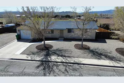 1115 Flint Street, Fernley, NV 89408 - Photo 2