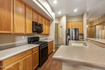 10625 Blue Moon Court, Reno, NV 89521 - Photo 6