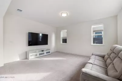 6747 Ronaldinho Drive, Sparks, NV 89436 - Photo 10