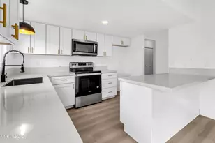 2771 Santa Ana Dr, Reno, NV 89502 - Photo 4