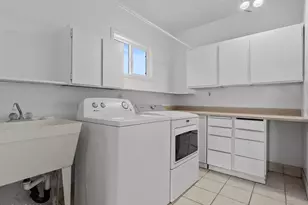 91 E York Wy, Sparks, NV 89431 - Photo 18