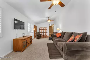 7555 Lighthouse Ln, Reno, NV 89511 - Photo 8