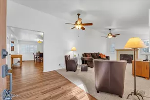 7555 Lighthouse Ln, Reno, NV 89511 - Photo 6