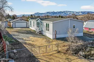 520 E 2nd Ave, Sun Valley, NV 89433 - Photo 2