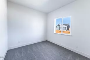 512 Daisy Fay Wy, Indian Hills, NV 89705 - Photo 4