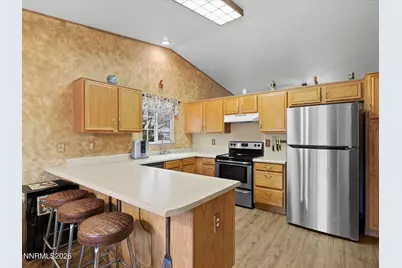 17839 Empire Court, Reno, NV 89508 - Photo 8