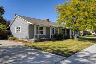 953 7th St, Sparks, NV 89431 - Photo 2