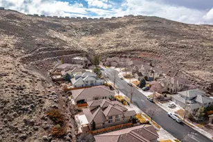 5700 Falcon Ridge Ct, Sparks, NV 89436 - Photo 40