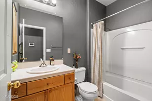 1290 Vista Alta Ct, Reno, NV 89521 - Photo 16