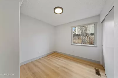 8651 Beechcraft Drive, Reno, NV 89506 - Photo 18