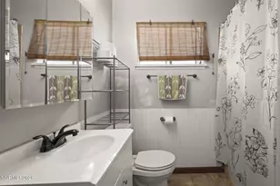 355 York Wy, Sparks, NV 89431 - Photo 16