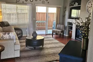 2060 Tivoli Ln, Sparks, NV 89434 - Photo 2