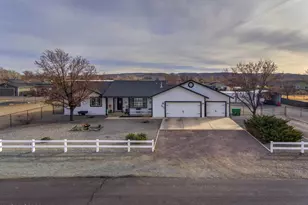 2875 Horseshoe Ln, Fernley, NV 89408 - Photo 36