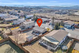 7295 Raphael Dr, Sun Valley, NV 89433 - Photo 12