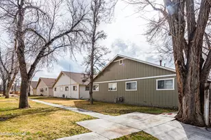 1529 Douglas Ave, Gardnerville, NV 89410 - Photo 8