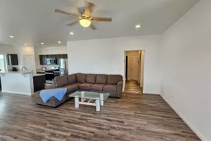 1326 Serenity Cir, Fernley, NV 89408 - Photo 4