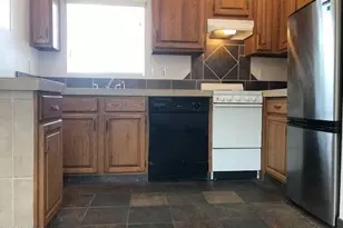 445 Stewart St, Reno, NV 89502 - Photo 8