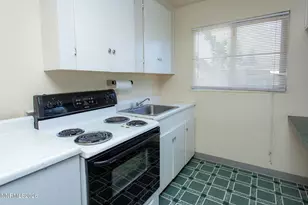 1060 Wilson Ave, Reno, NV 89502 - Photo 10