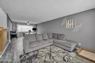8655 Silver Shores Dr, Reno, NV 89506 - Photo 6
