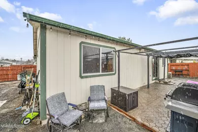 18248 Silverleaf Court, Reno, NV 89508 - Photo 8