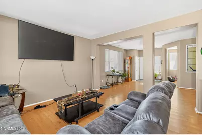 7975 Monterey Shores Drive, Reno, NV 89506 - Photo 10