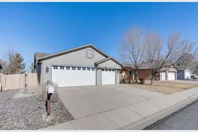 7975 Monterey Shores Drive, Reno, NV 89506 - Photo 2