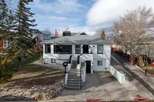 1111 Strand Pl, Reno, NV 89503 - Photo 2