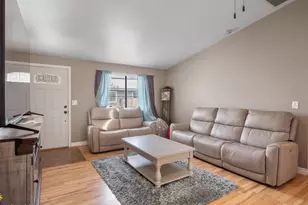 743 Lyell Way, Gardnerville, NV 89460 - Photo 2